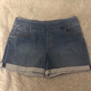 Women’s Stretchy Jean Shorts